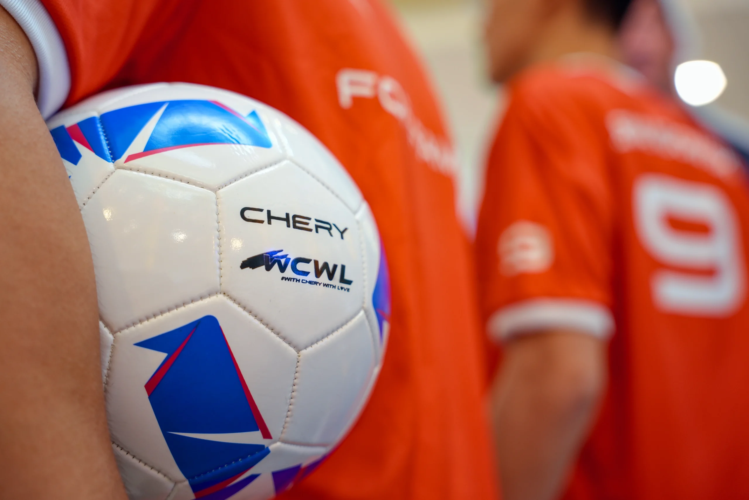 Chery and Robert Lewandowski Unite in Celebration of Football’s Biggest Season